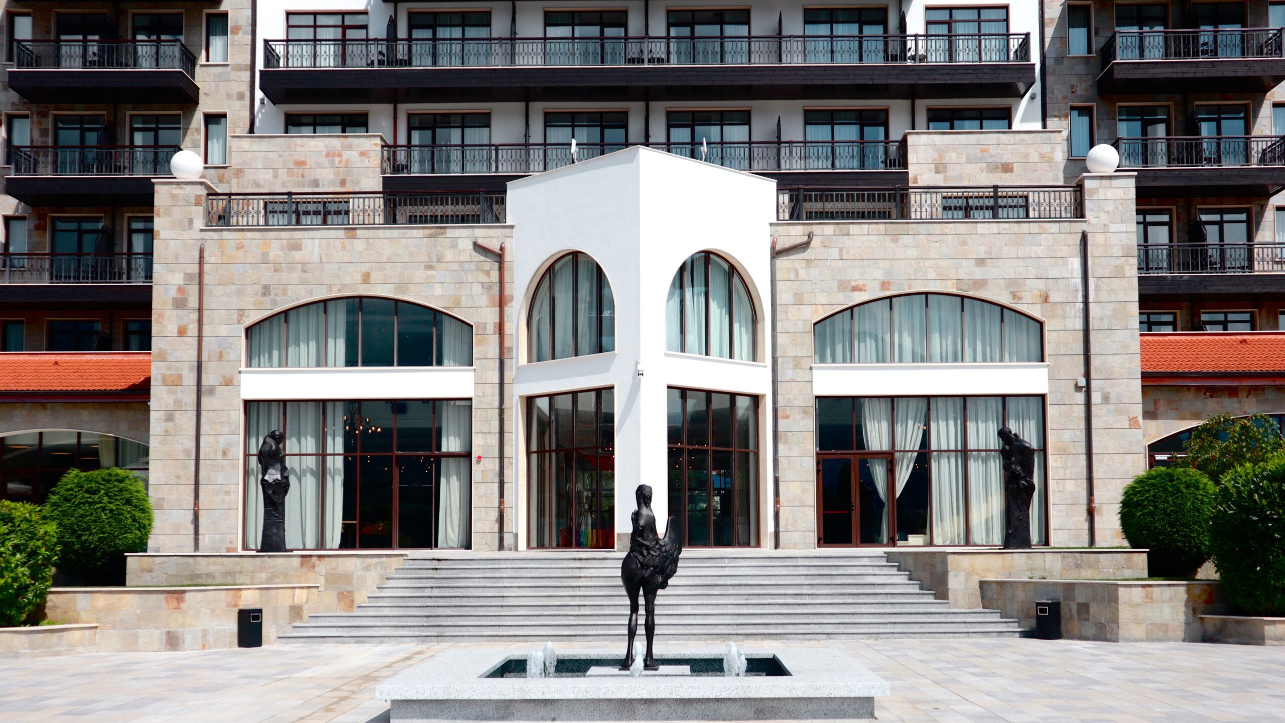 Aliplast стана част от обновяването на Hyatt Regency Pravets Resort